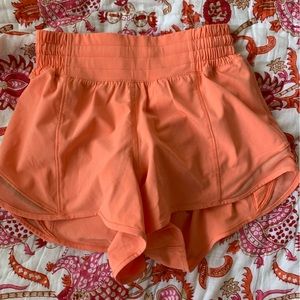 lululemon size 0 raspberry cream hotty hots!